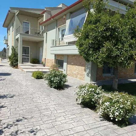 Gaia With Garden אפאנומי